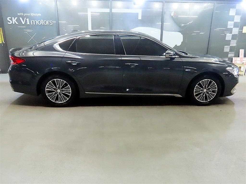 HYUNDAI Grandeur - Vista 3