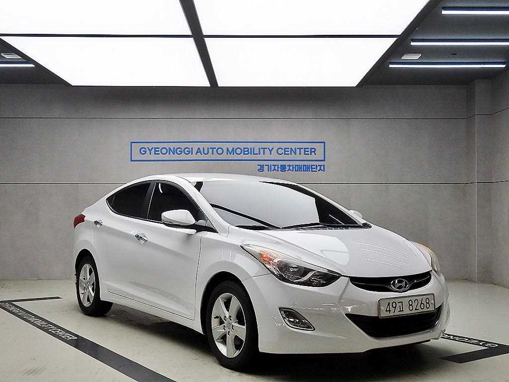 HYUNDAI Avante 2011 Blanco - Importación desde Corea - HF Imports Iquique - Foto 1