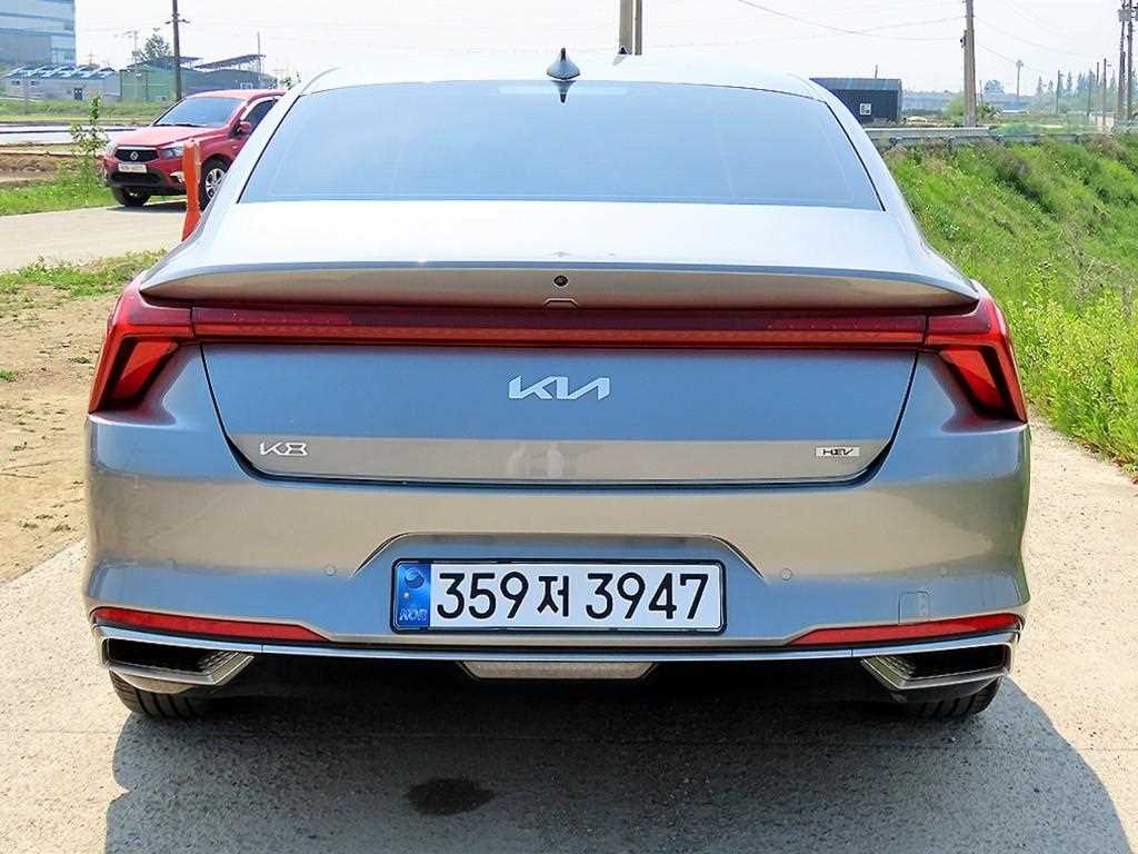 KIA K8 - Vista 4