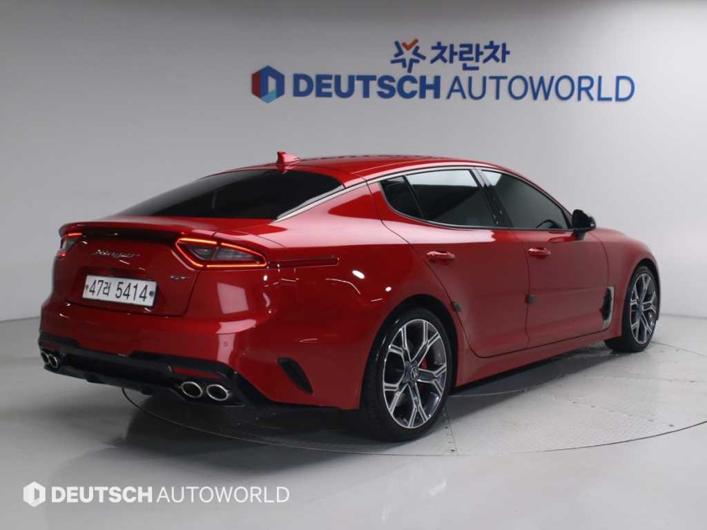 KIA Stinger - Vista 2
