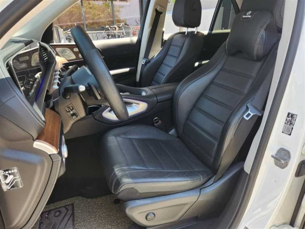 Mercedes Benz GLE Class - Vista 4