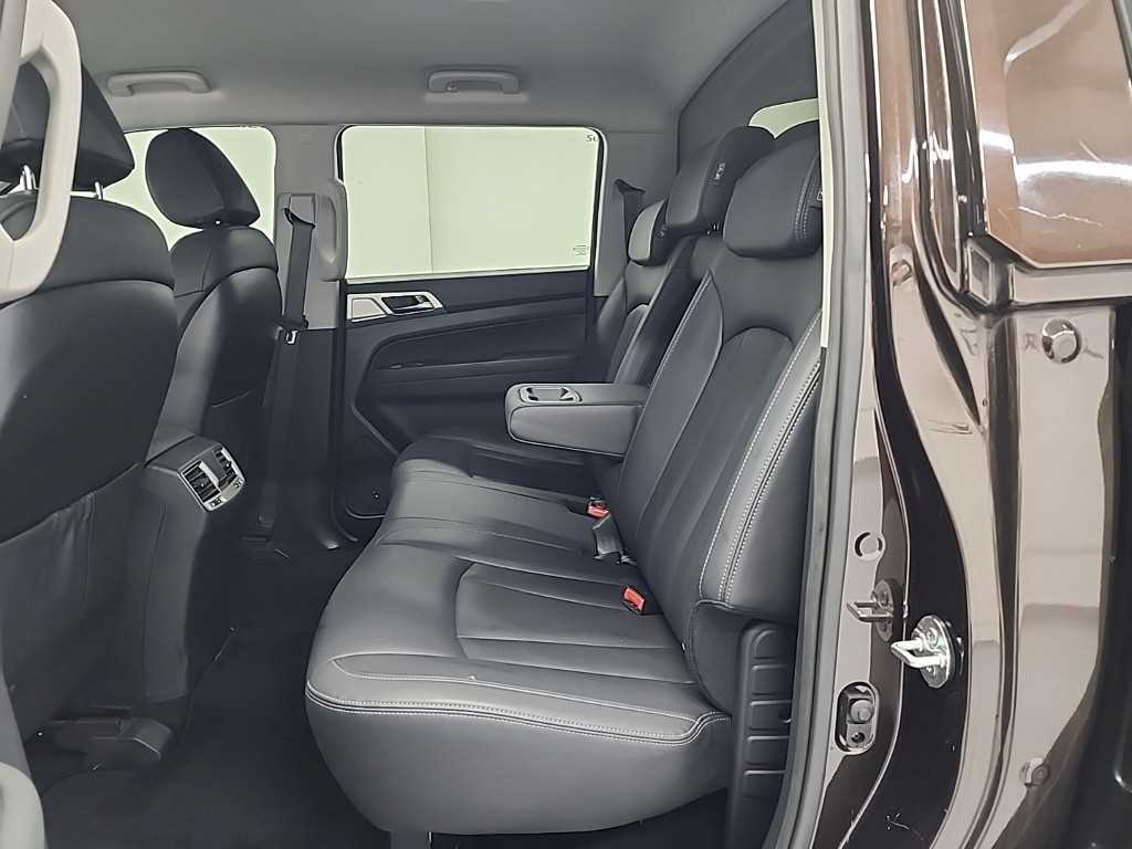 Ssangyong Rexton - Vista 12