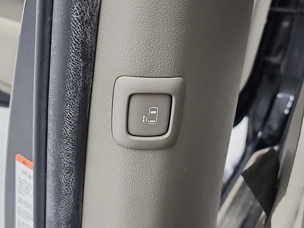 KIA Carnival 2016 Negro - Importación desde Corea - HF Imports Iquique - Foto 15