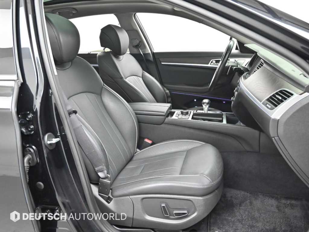Genesis G80 - Vista 10