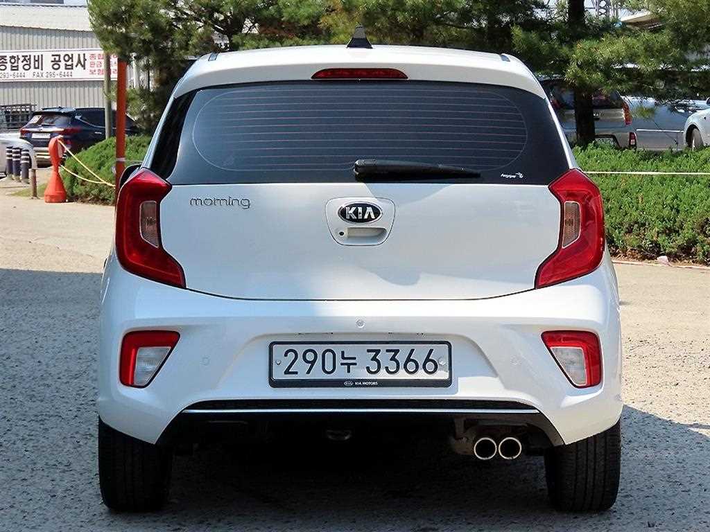 KIA Morning - Vista 4