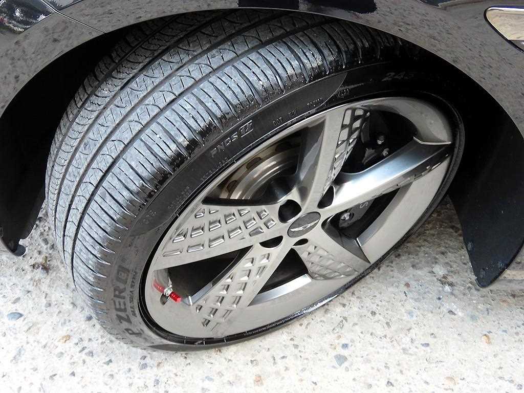 Genesis G80 2025 Negro - Importación desde Corea - HF Imports Iquique - Foto 20