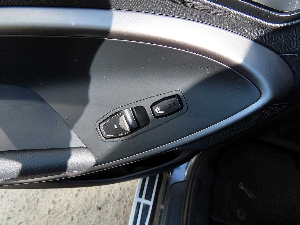 HYUNDAI Santa Fe 2016 Azul - Importación desde Corea - HF Imports Iquique - Foto 17