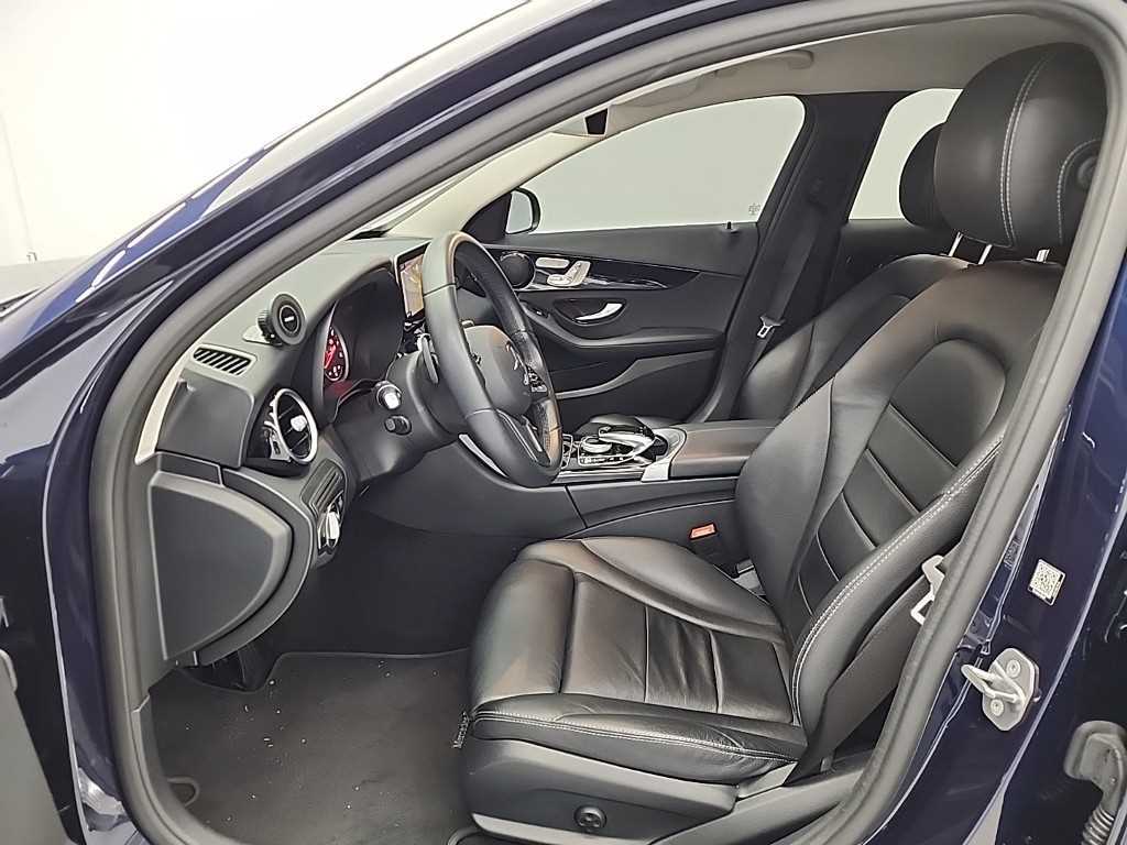 Mercedes Benz C Class - Vista 11