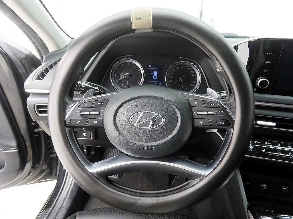 HYUNDAI Sonata - Vista 10