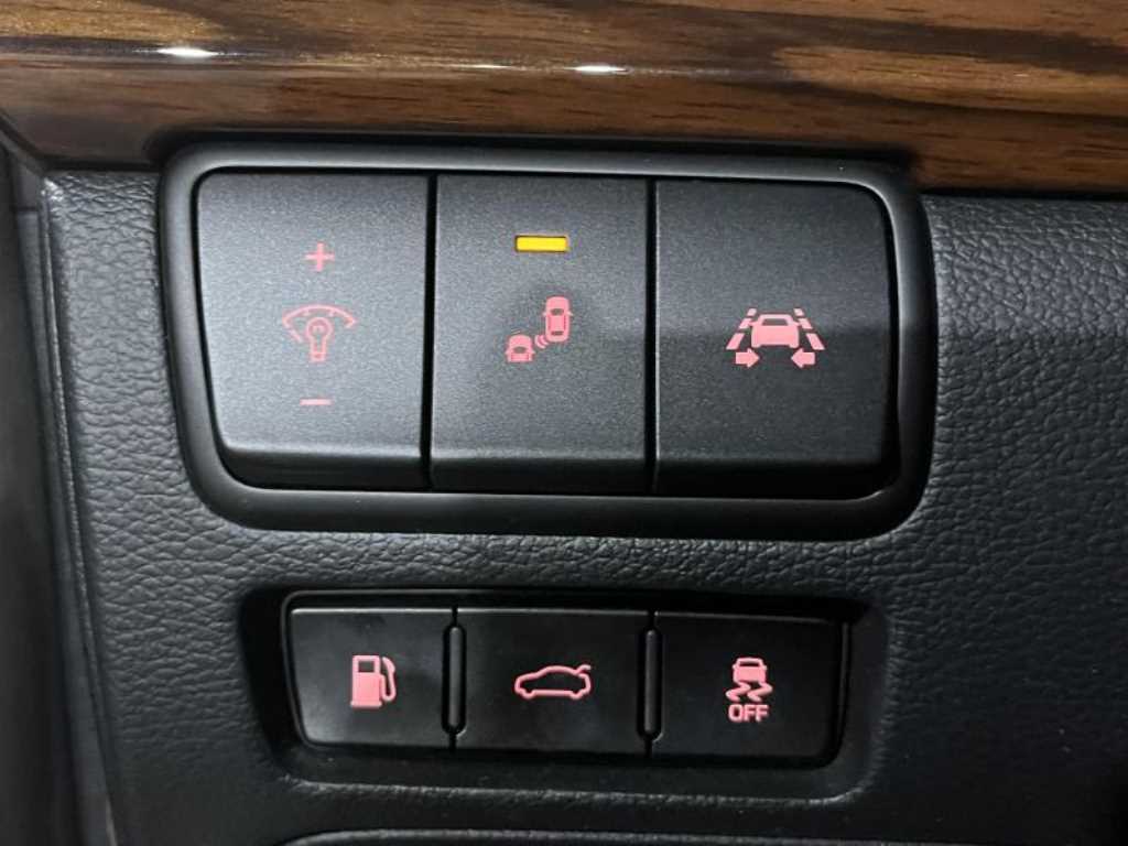 KIA K7 - Vista 10