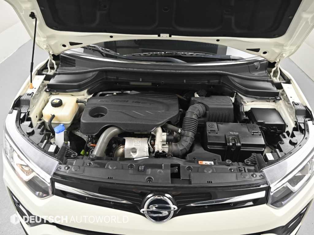 Ssangyong Tivoli - Vista 6