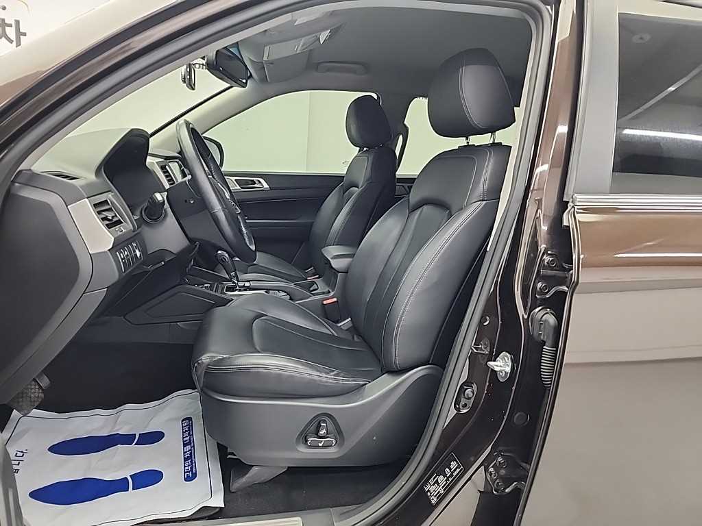 Ssangyong Rexton - Vista 11