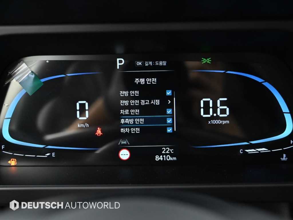 HYUNDAI Avante - Vista 8