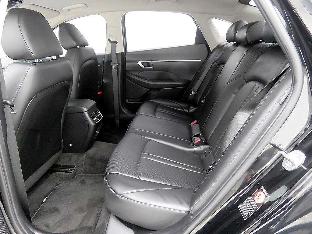 HYUNDAI Sonata - Vista 6