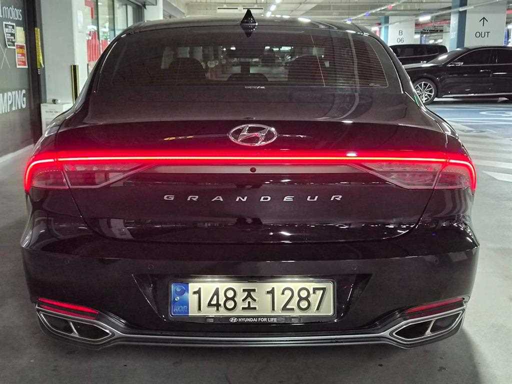 HYUNDAI Grandeur - Vista 5
