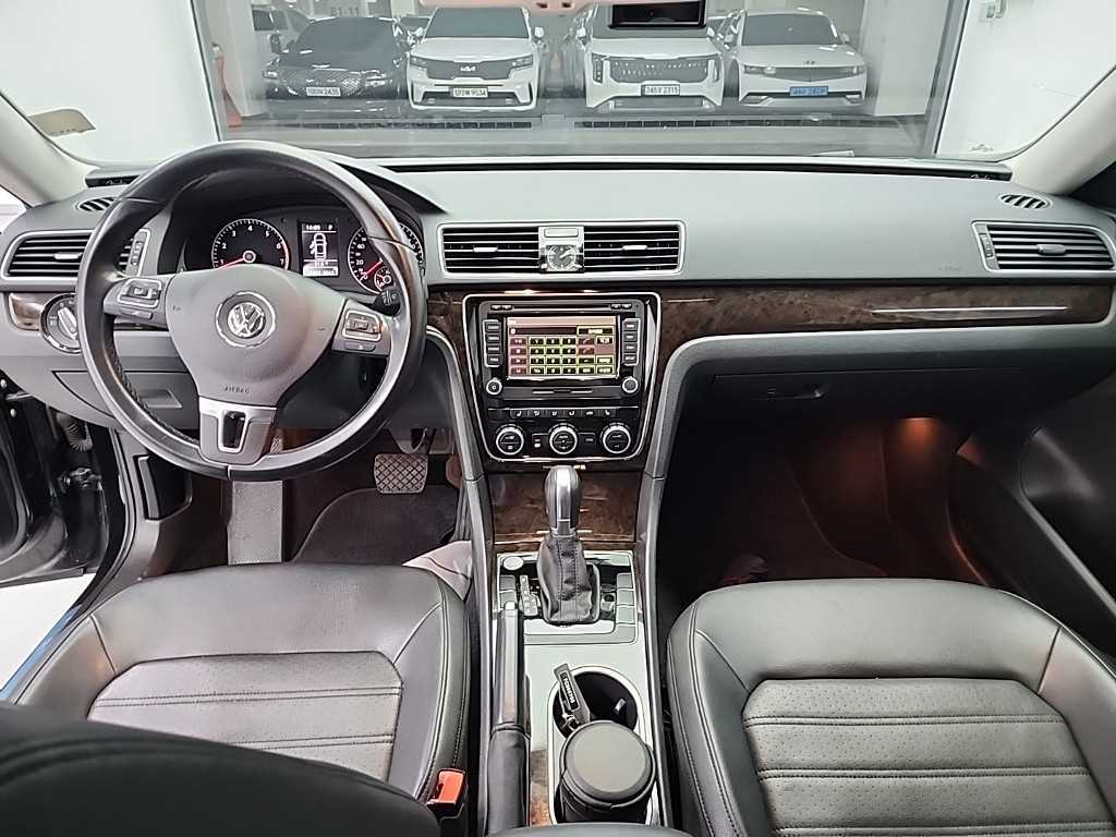 Volkswagen Passat - Vista 7
