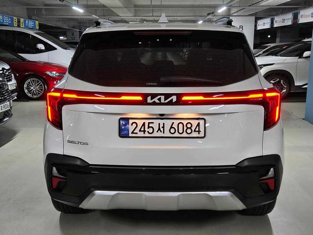 KIA Seltos - Vista 6