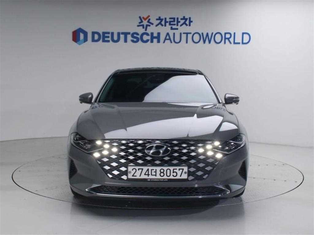 HYUNDAI Grandeur - Vista 3