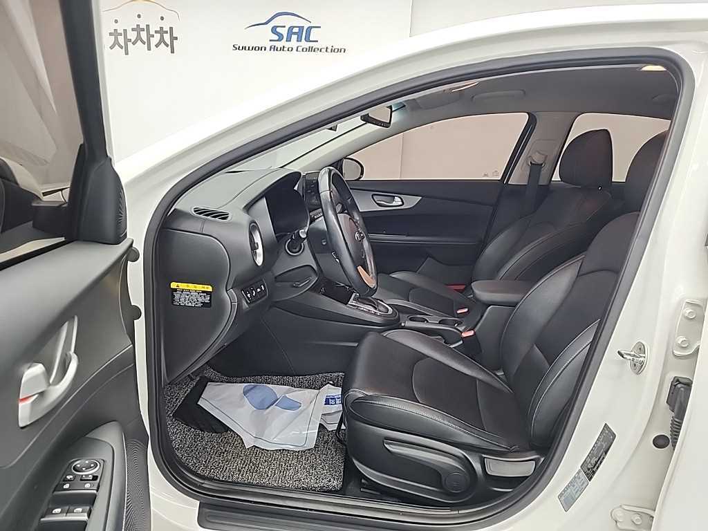 KIA K3 - Vista 11