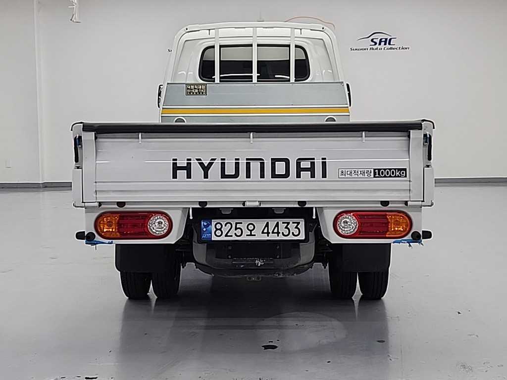 Small Truck Cargo (small) - Vista 3