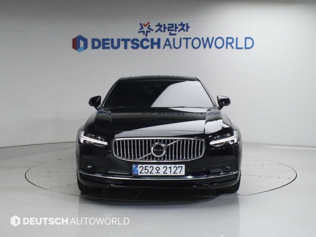 Volvo S90 - Vista 3