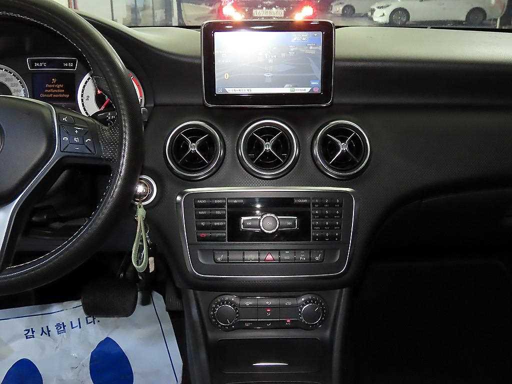 Mercedes Benz A Class - Vista 11