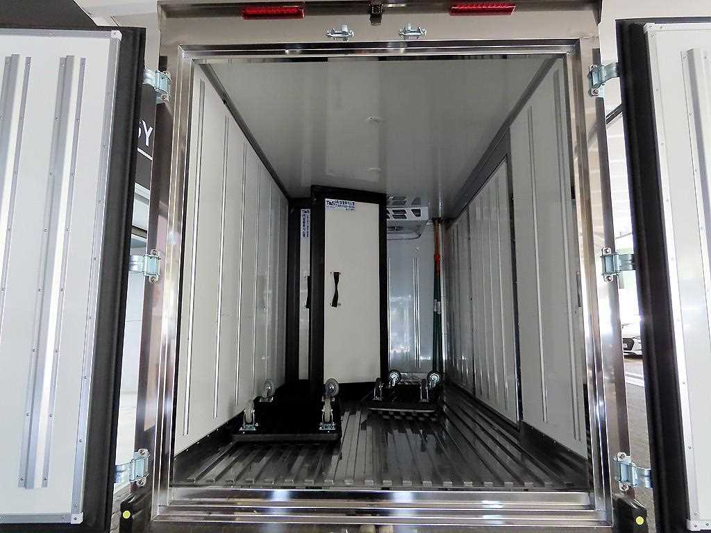 Small Truck Freezer Box(High Deck) 2026 Blanco - Importación desde Corea - HF Imports Iquique - Foto 17