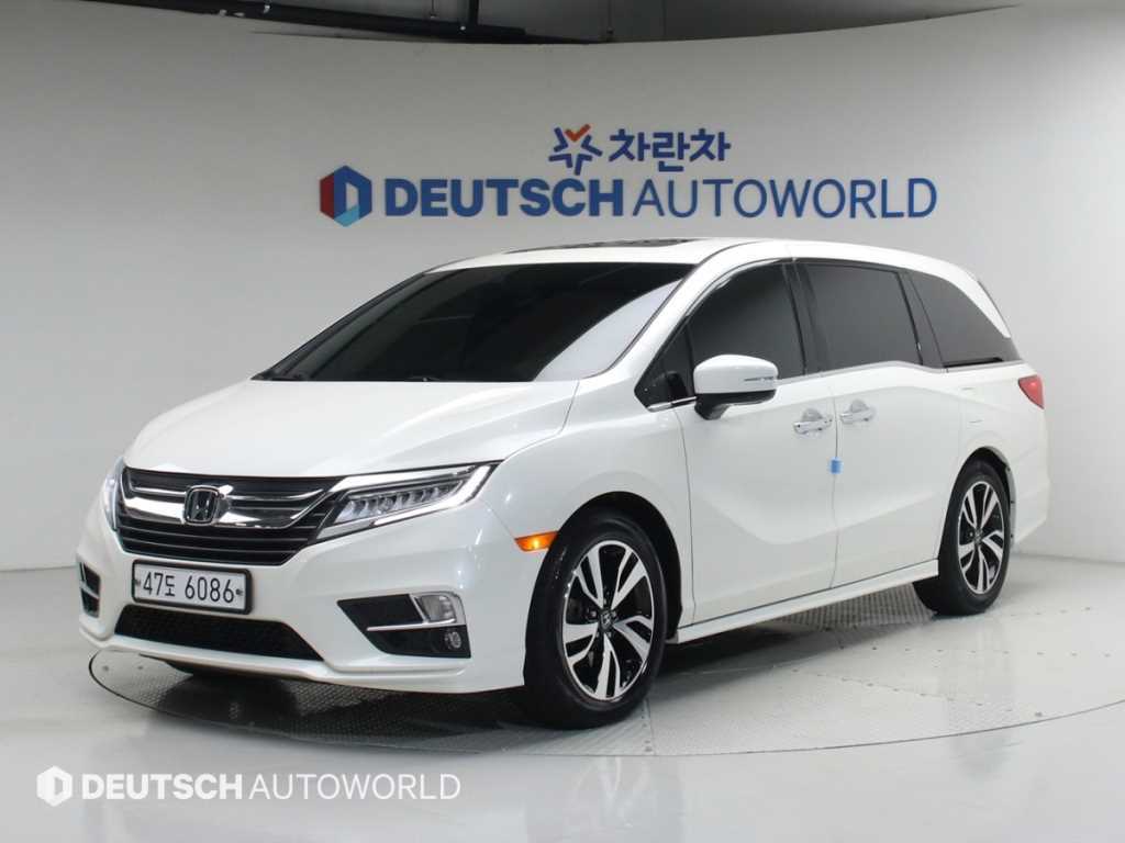 Honda Odyssey 2018 Blanco - Importación desde Corea - HF Imports Iquique - Foto 1