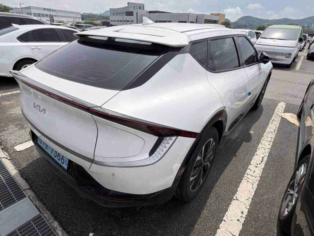 KIA EV6 - Vista 8