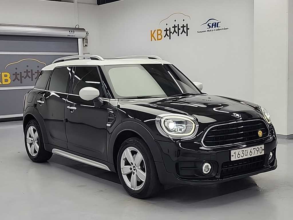 Mini Countryman - Vista 4