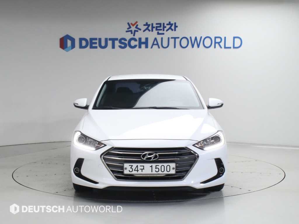 HYUNDAI Avante 2016 Blanco - Importación desde Corea - HF Imports Iquique - Foto 1