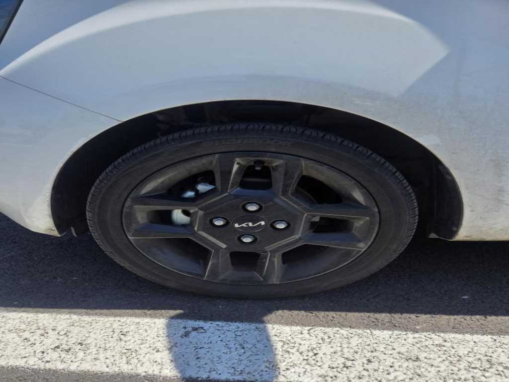 KIA Ray - Vista 9