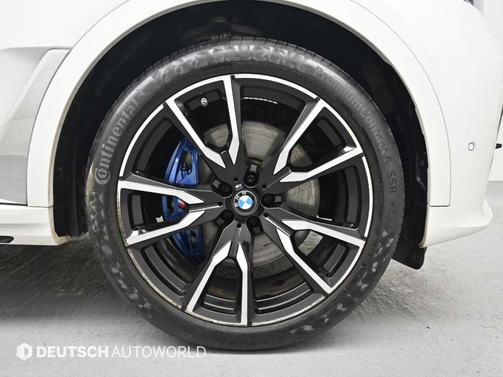 BMW X7 - Vista 5