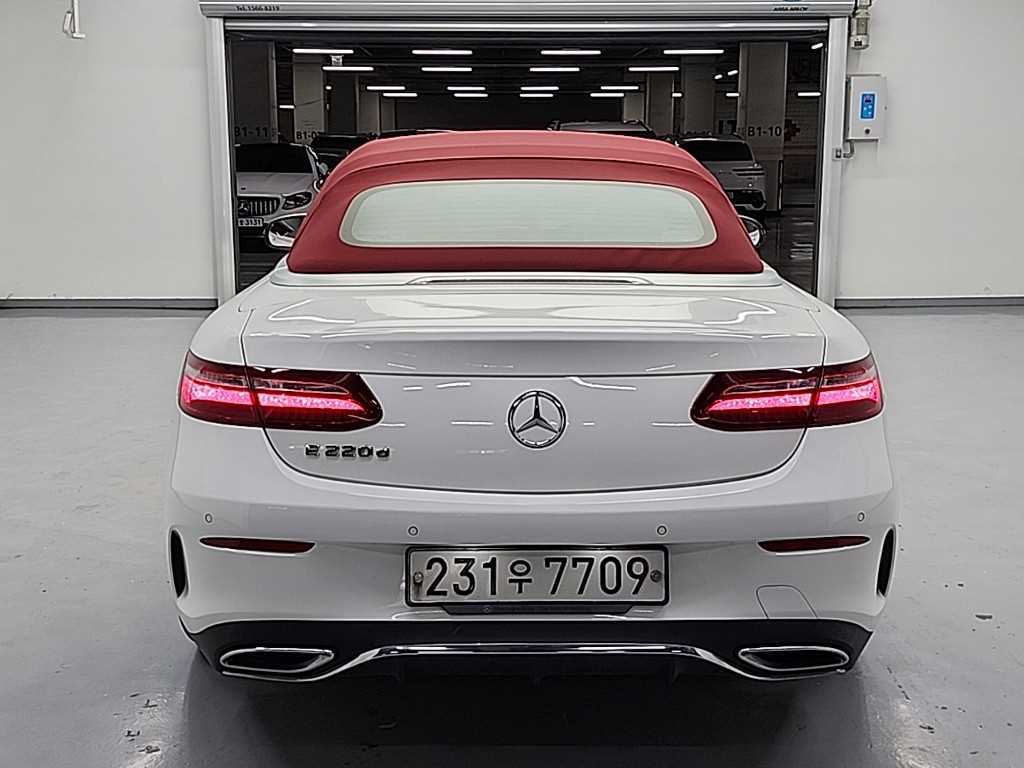 Mercedes Benz E class - Vista 3