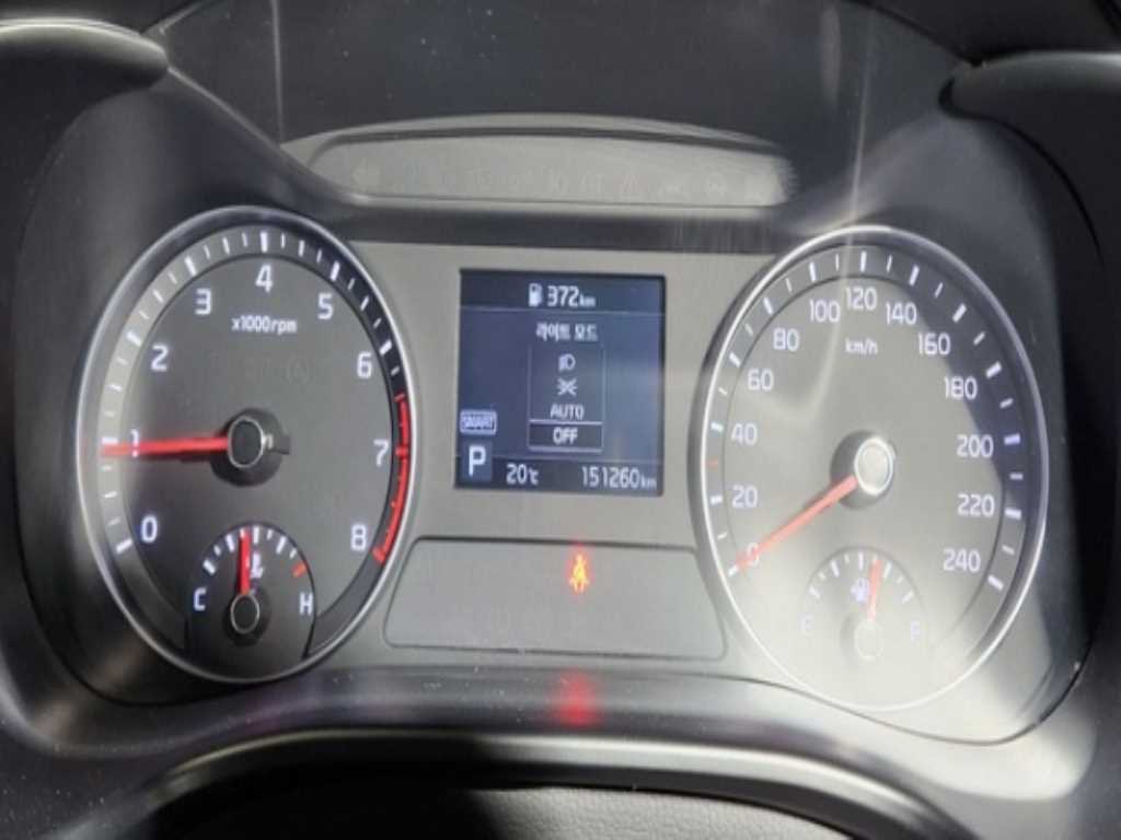 KIA K3 - Vista 5