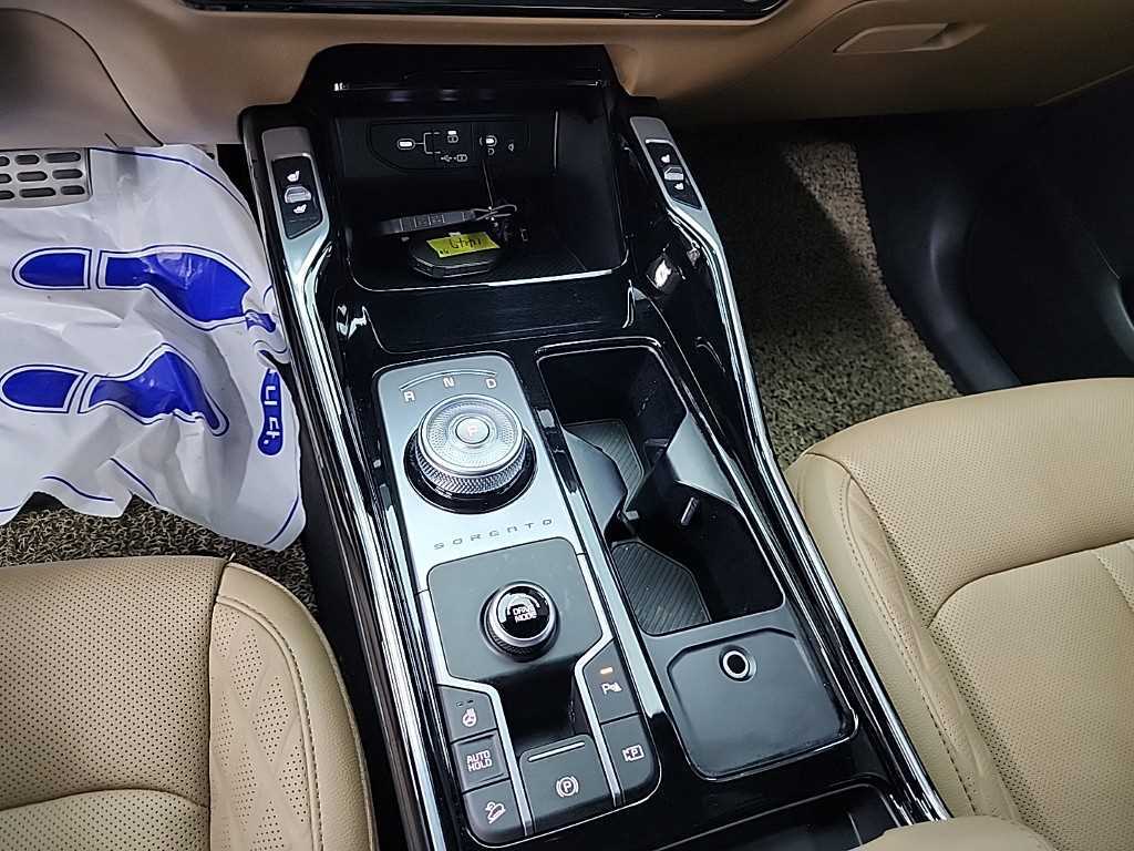 KIA Sorento - Vista 8