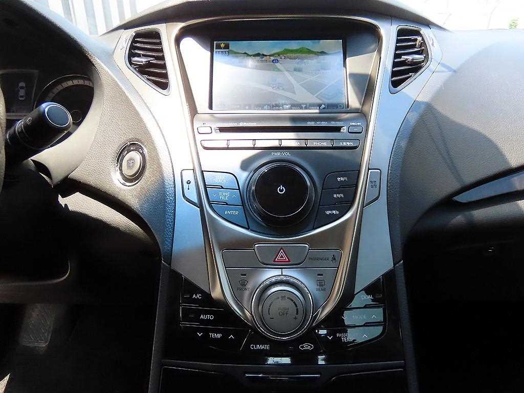 HYUNDAI Grandeur 2012 - Importación desde Corea - HF Imports Iquique - Foto 13