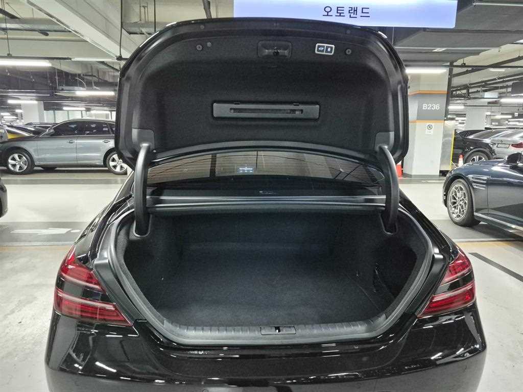 Genesis G70 2022 Negro - Importación desde Corea - HF Imports Iquique - Foto 20