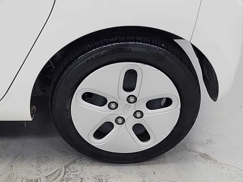 KIA Ray 2017 Blanco - Importación desde Corea - HF Imports Iquique - Foto 19