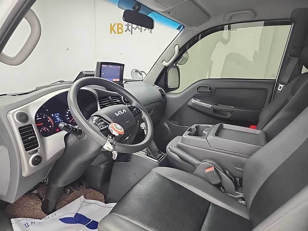 Small Truck Cargo (small) - Vista 6
