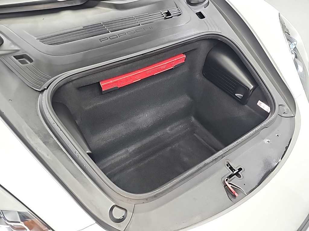 Porsche 718 - Vista 5