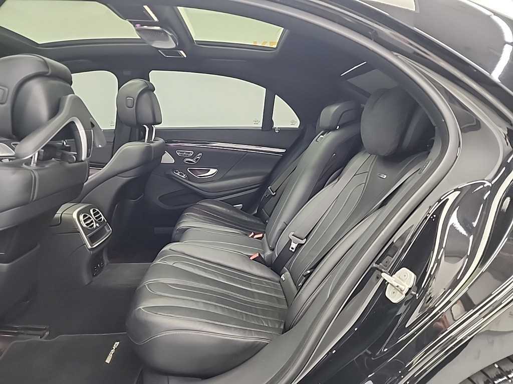 Mercedes Benz S Class - Vista 12