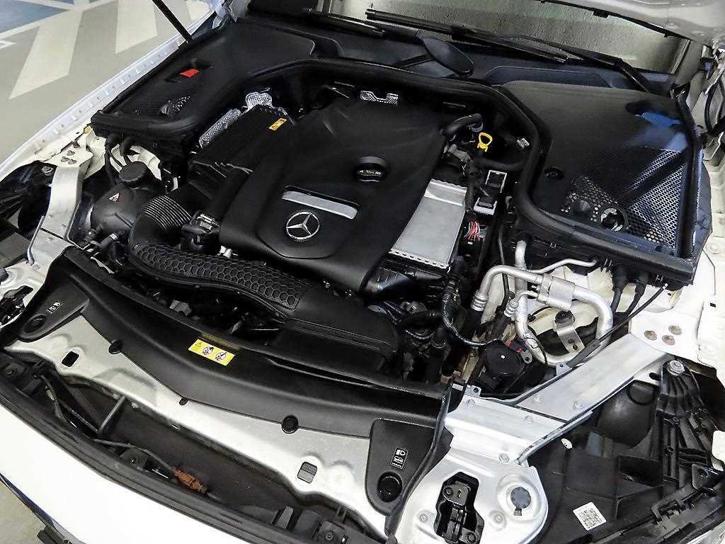 Mercedes Benz E class 2019 Blanco - Importación desde Corea - HF Imports Iquique - Foto 19
