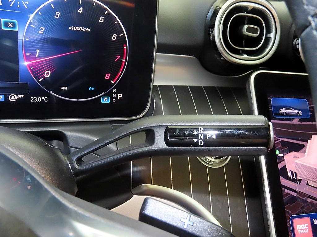 Mercedes Benz C Class - Vista 12