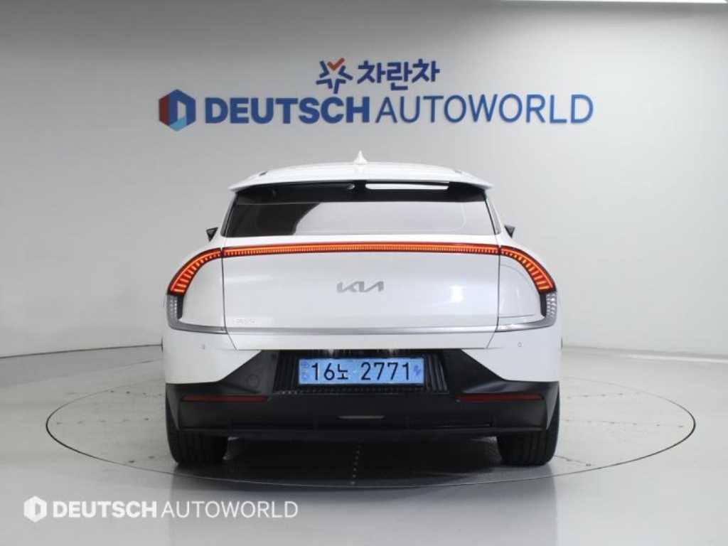 KIA EV6 - Vista 4
