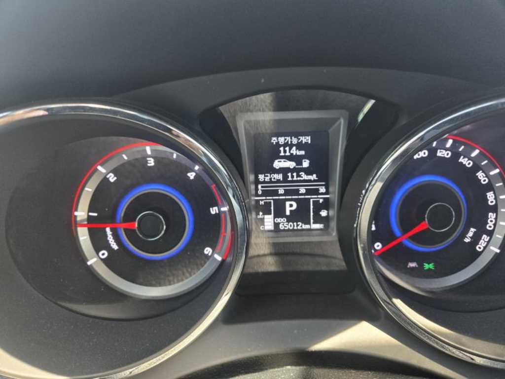 Ssangyong Tivoli - Vista 8
