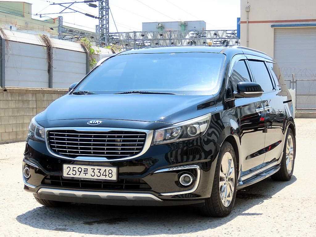 KIA Carnival - Vista 2