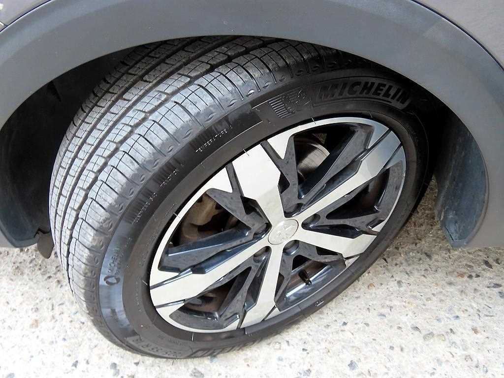 Peugeot 3008 2022 Gris - Importación desde Corea - HF Imports Iquique - Foto 20