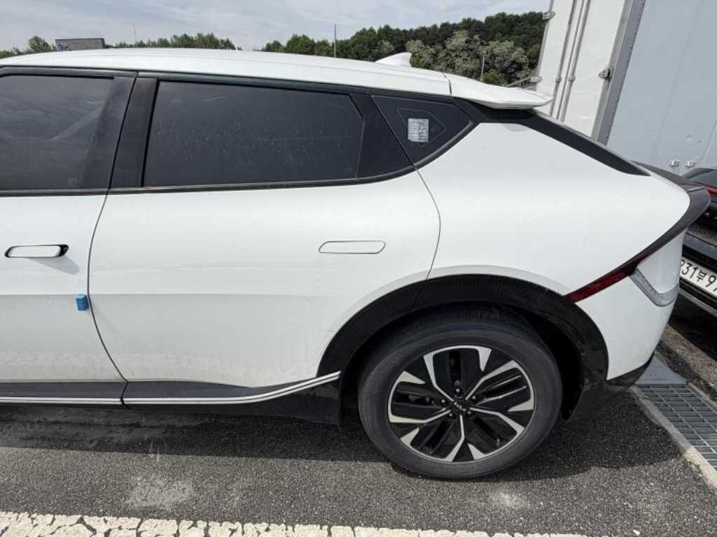 KIA EV6 - Vista 4