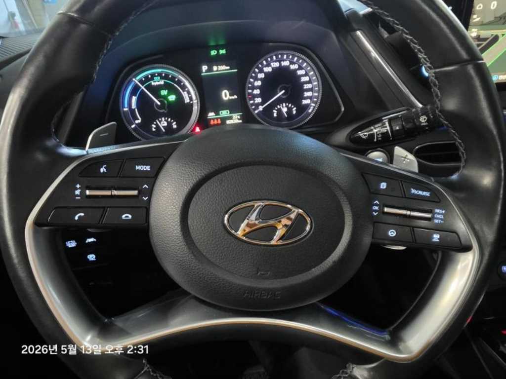 HYUNDAI Sonata - Vista 6